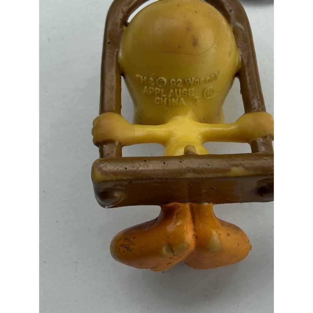 Character Keychain Roger Rabbit Tweety Pebbles Garfield Exxon Tiger Bart Simpson - Picture 10 of 12